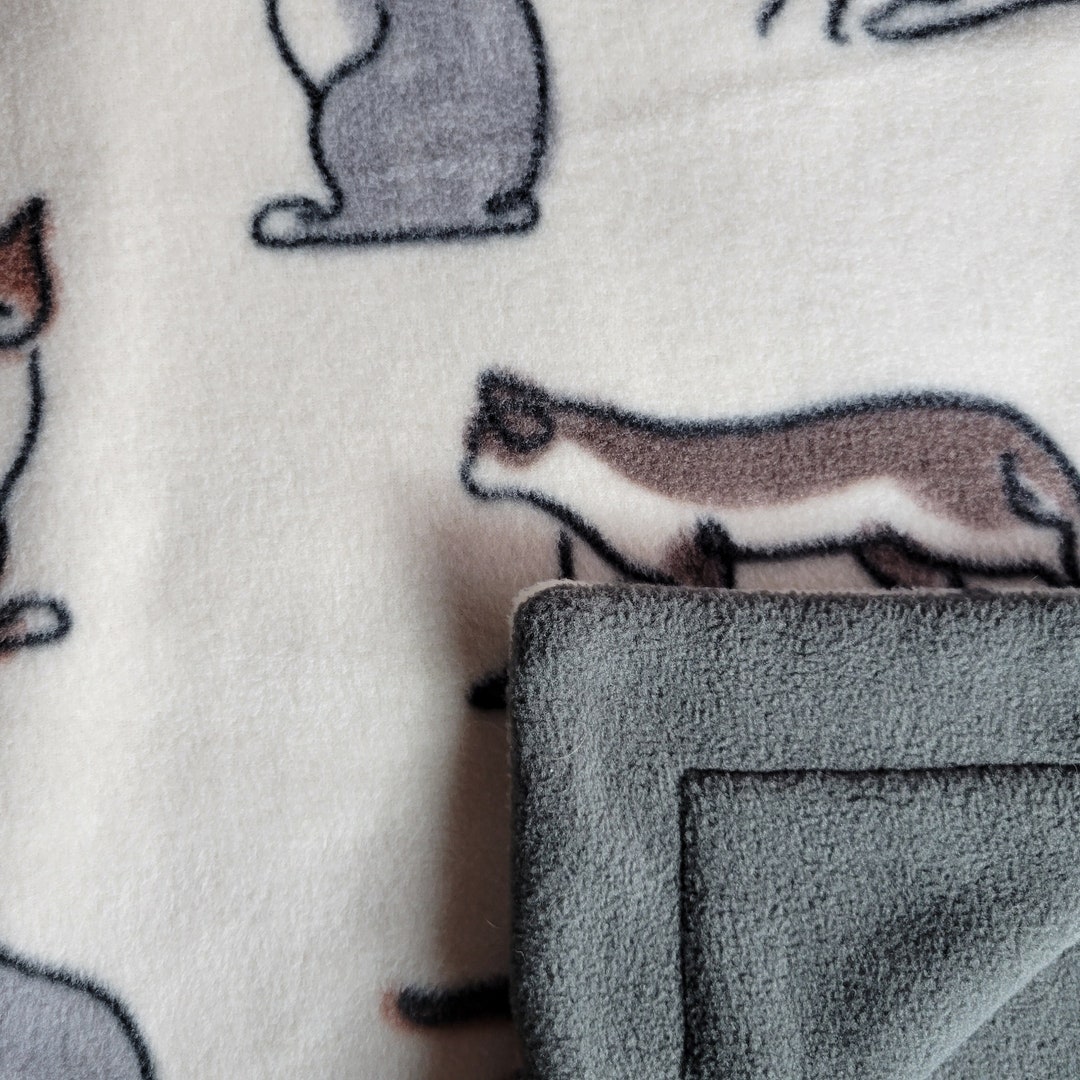 Fleece Blanket for Cats, Pet Blanket, Cat Blanket, Ultra Soft Blanket