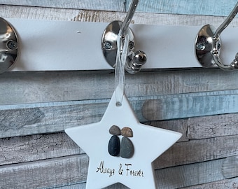 Hanging star pebble art