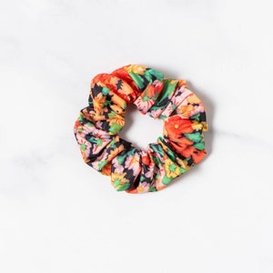 Polyester Scrunchie (perfect for quick drying) Coleteando by Ali