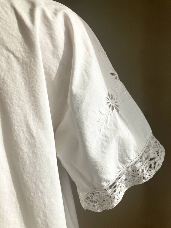 Antique White Cotton Lace Blouse/Vintage Embroide… - image 9