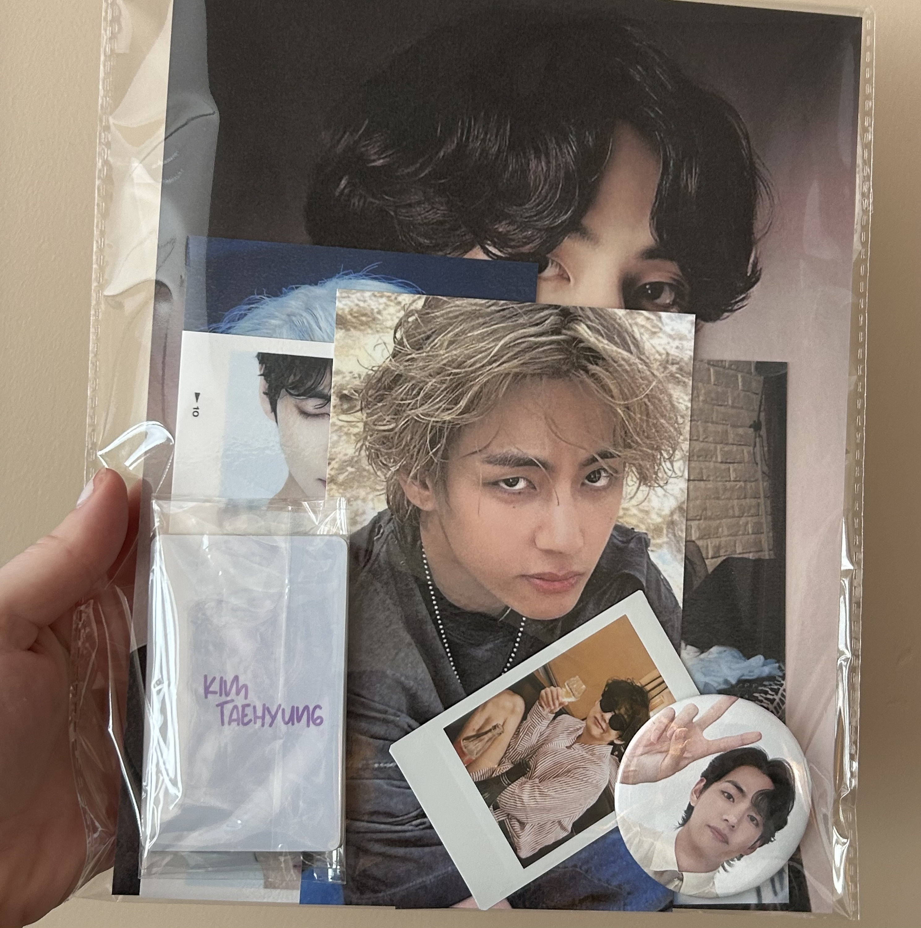 BTS V トレカ　PhotoCard V Taehyung Official Double Sided Photocard BTS Deco Kit