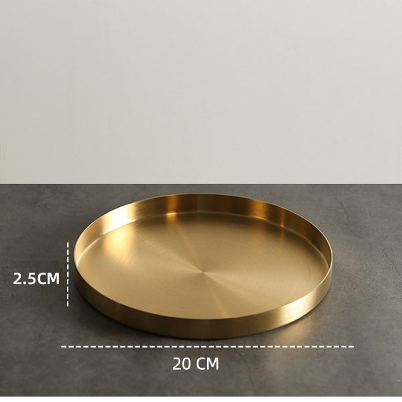 Round Brass Tray M: 7.9"diam x 1"h inches