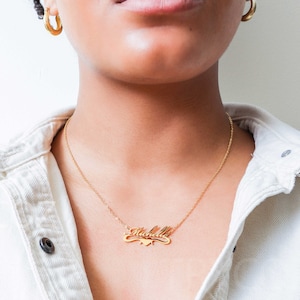 Más de 35 estilos de fuente Collar con nombre de acero inoxidable personalizado Letra personalizada Colgante de plata de oro rosa Regalo para ella él mamá gf bf parejas niño