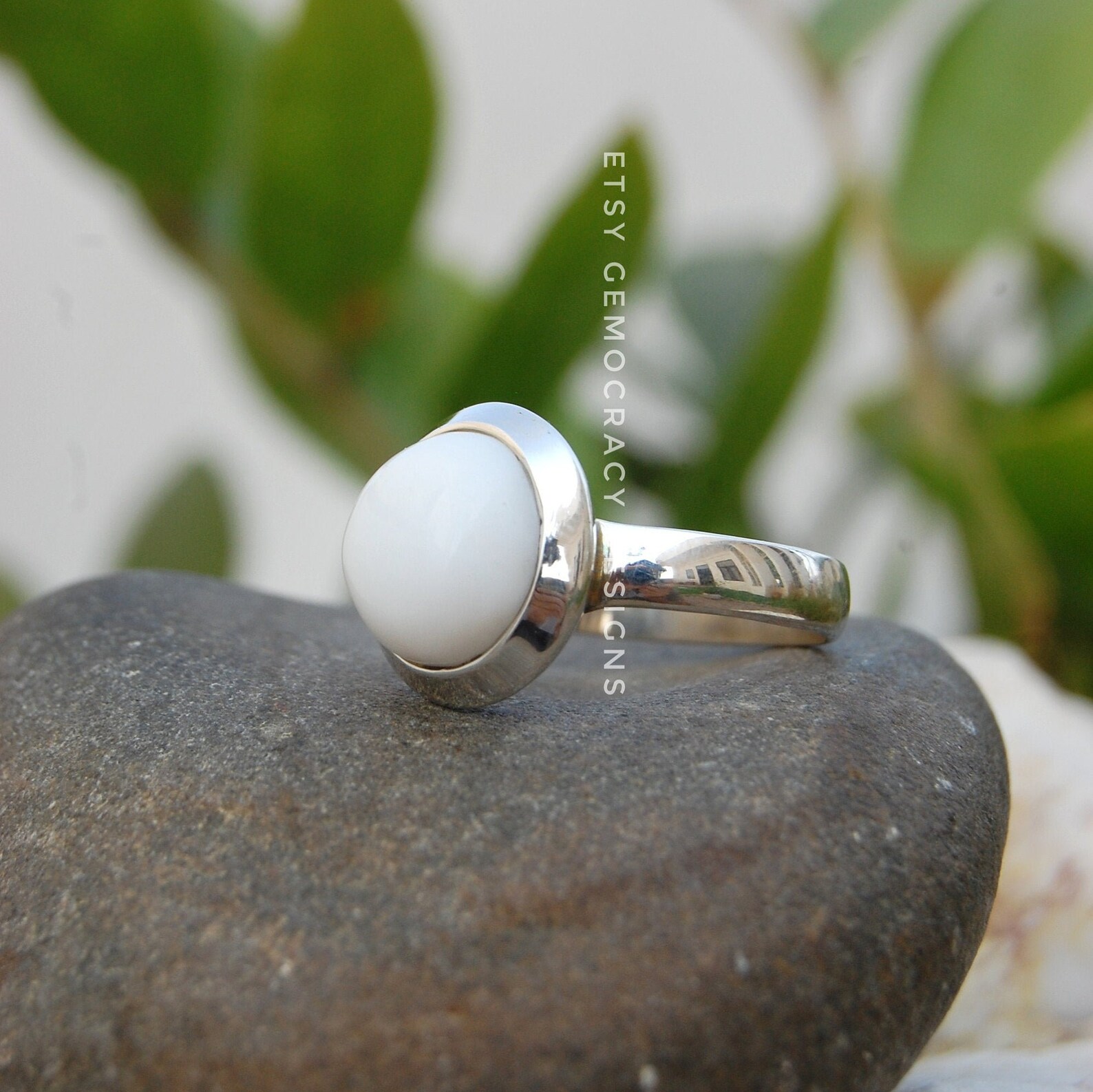 Peaceful White Quartz Ring 925 Sterling Silver Ring Quartz Etsy