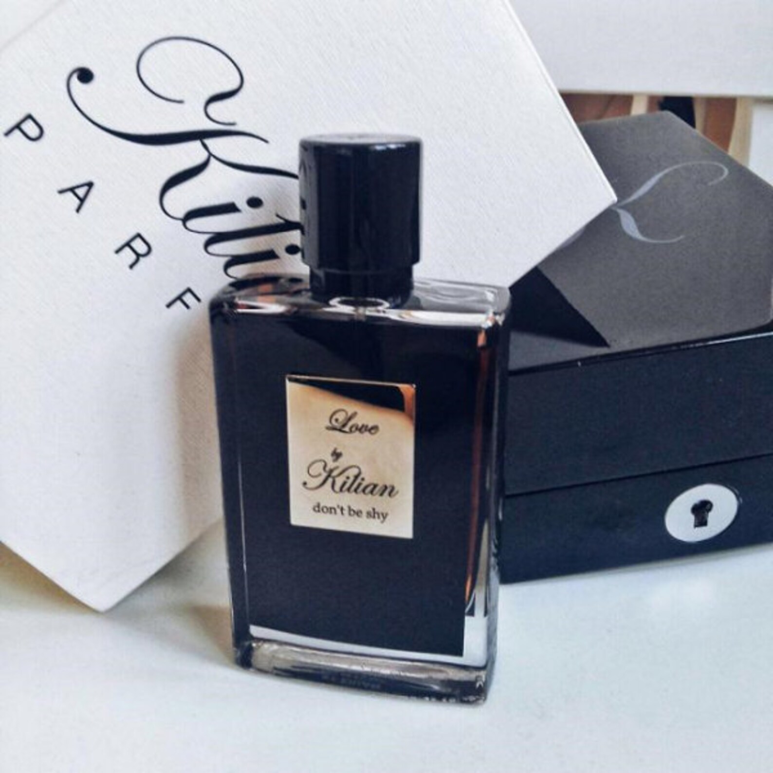 Kilian духи don't be shy. Kilian love by kilian. Kilian love be shy. парфюм килиан лав. киллиан don't be shy.