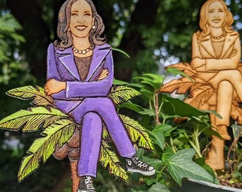 Kamala in a palmala - Kamala Harris plant stake