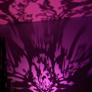 Magical Vines Shadow Lamp: Goblincore Fairycore Decor, Meditation Mood Light, Fae Aesthetic Room Decor, Color Changing LED image 2