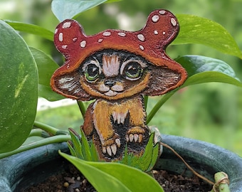 Mushroom Kitten plant pal - mushroomcore plant pick
