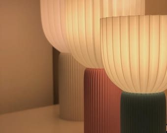 Modern Table Lamp: Elegant Desk Light for Home Decor