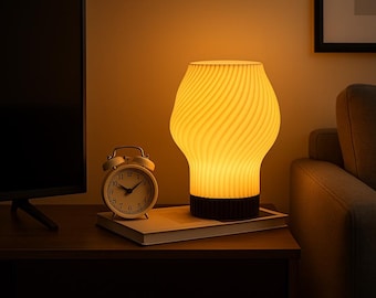 Lámpara de mesa personalizada para regalar: lámpara espiral hecha a mano con impresión 3D. Decoración moderna para el hogar en varios colores. Idea de regalo única. Lumos Design.