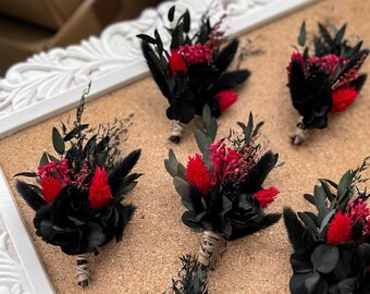 Black Burgundy Wedding dried flower boutonniere, Goth Grooms buttonhole, Halloween wedding mini bouquet, Fall autumn Boho boutonniere