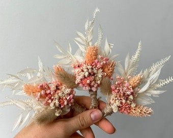 Bohemian Dried flower boutonniere, Blush Wedding Grooms buttonhole, Groomsmen floral accessories, Boho floral arrangement
