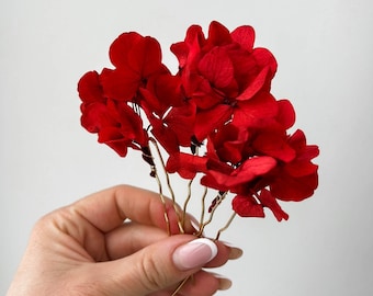 Red Burgundy Wedding dried flower hair pins, Hydrangea Boho hair accessories, floral hair piece, hair clips red