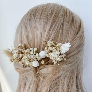 Boho Dried flower hair pins, White Bohemian Wedding Flower hairpins, Bridal hair accessories, real floral Gypsophila hair clips