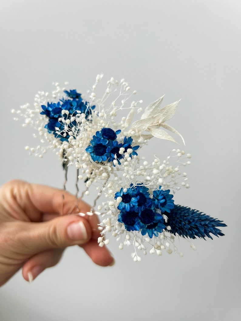 Majestic Blue Wedding Gedroogde bloem haarspelden, Boho Bruidshaaraccessoires, boho Gypsophila haarstuk, Babys Breath haarclips afbeelding 3