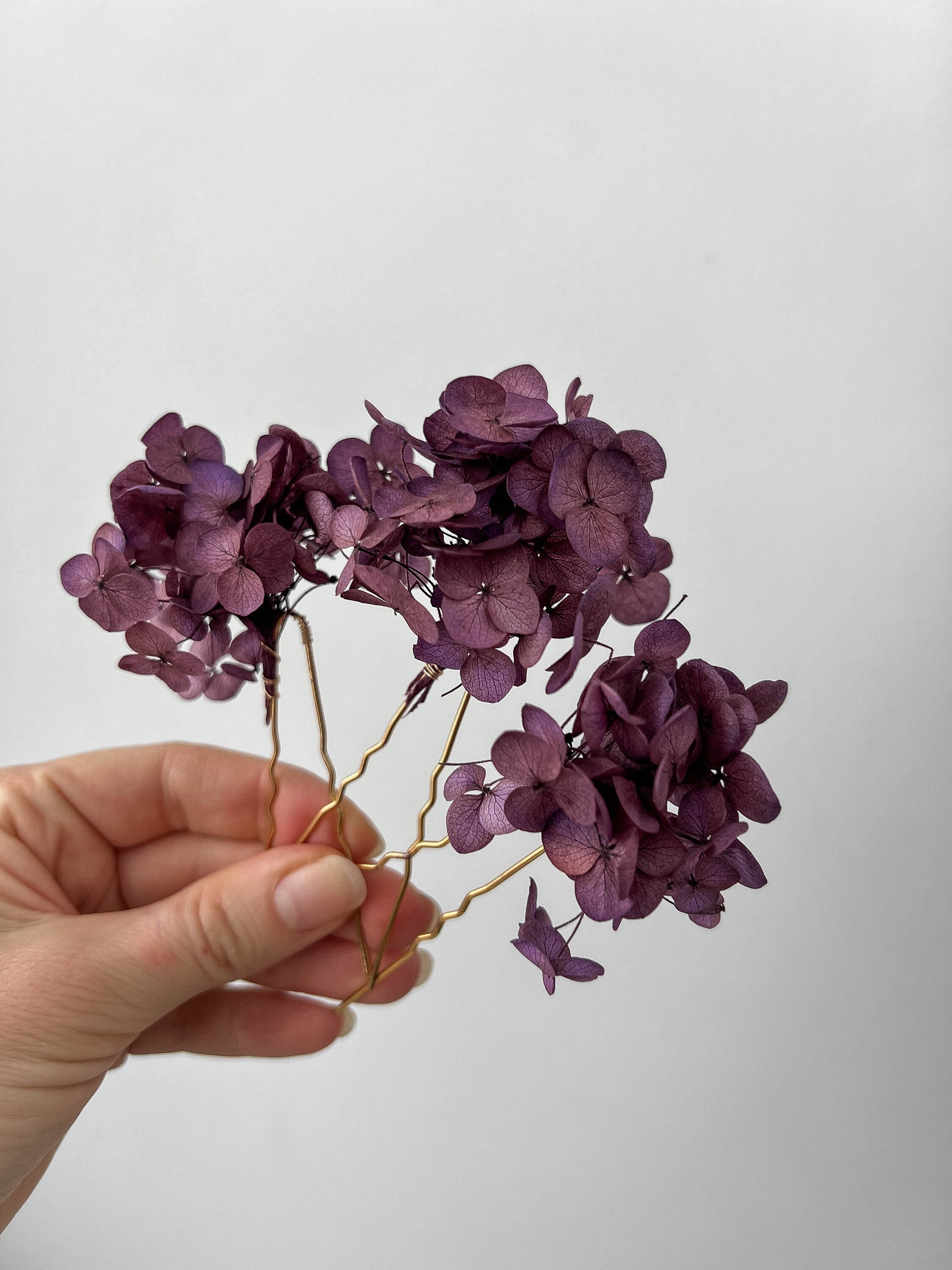 Purple Wedding Hydrangea Dried flower hair pins, Bridal boho hair accessories, mauve lilac floral hair clips