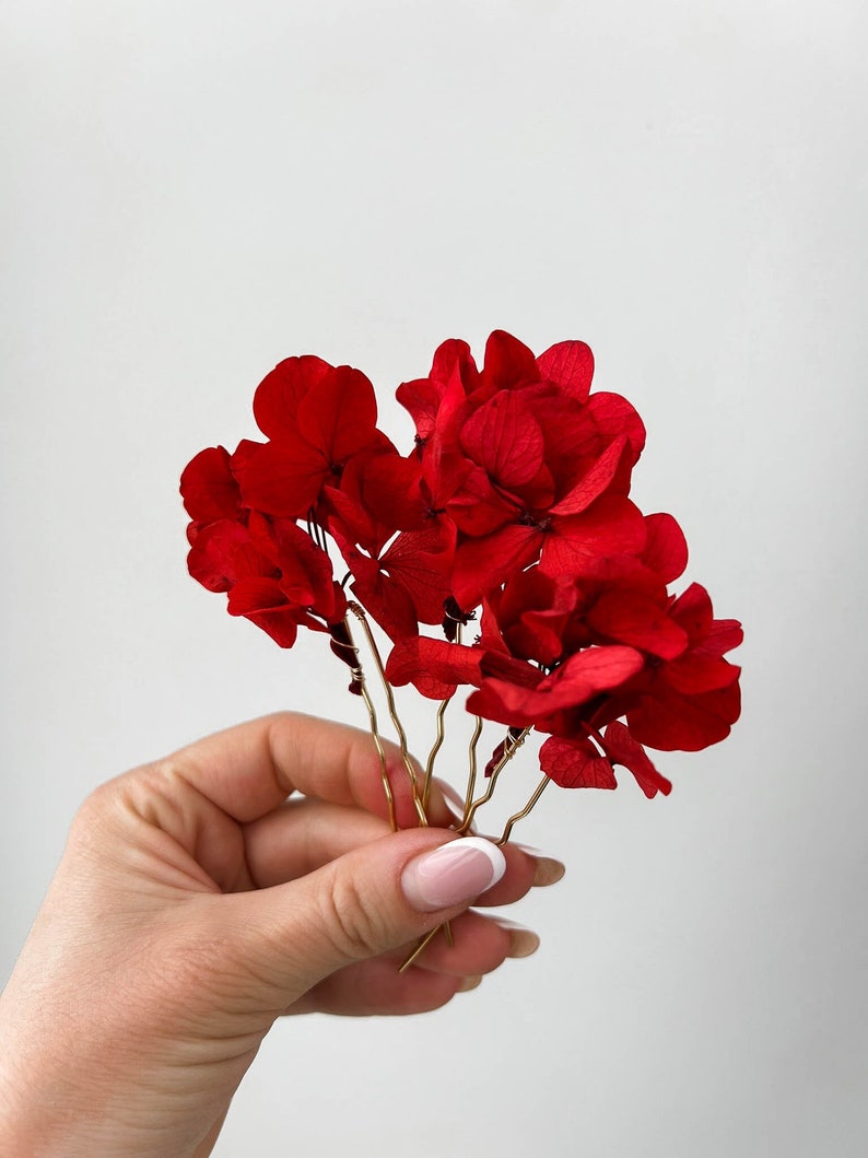 Épingles à cheveux fleurs séchées de mariage rouge bordeaux, accessoires pour cheveux bohème hortensia, morceau de cheveux floral, pinces à cheveux rouges image 1