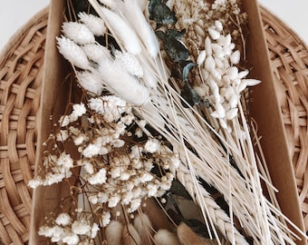 Flores secas boho blancas naturales a granel, florales para proyectos de bricolaje, eucalipto, lagurus, falaris, gypsophila
