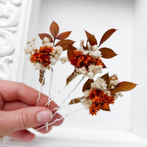 Épingles à cheveux de fleurs séchées de mariage en terre cuite rouille, accessoires de cheveux de mariage automne automne, morceau de cheveux de mariée orange brûlé bohème, pinces à cheveux florales image 9