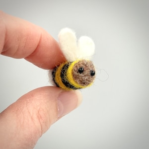 Needle Felt - Bee