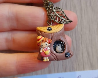 PRZEDSPRZEDAŻ W PRZEDSPRZEDAŻY naszyjnik z gliny polimerowej fimo miniaturowy kufer domek lalki Elvira Carangi miniaturowa rzeźba lalka z gliny polimerowej