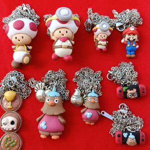 Collana necklace videogiochi games, toad, Mario, fortesque, medie il, animati vintage retrò nostalgia anime kawaii رسوم متحركة polymer clay