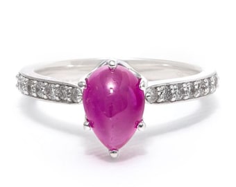 Fine jewelry- Truly stunning 14 ct gold large Ruby Ring set with Ruby and Diamonds