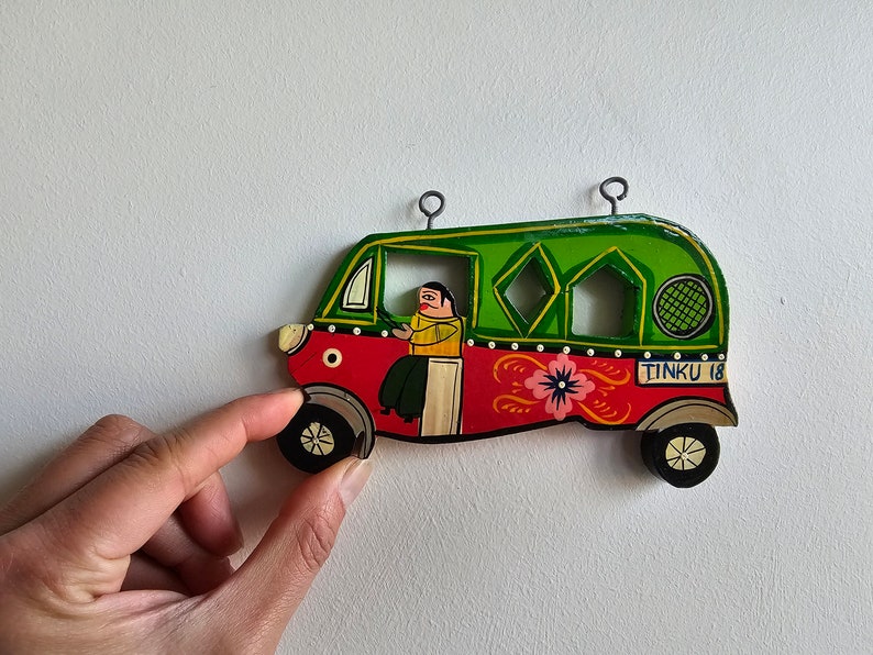 Rickshaw - Handpainted Terracotta Fridge Magnet main image 1