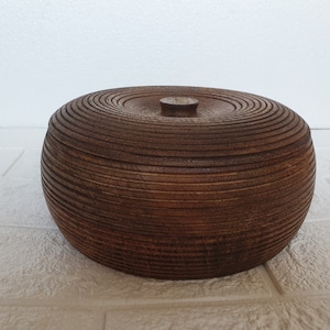 Turned Wooden Round Container Jewellery Box with Lid l Apple shape concentric rings l Mango Wood l Walnut Brown Colour l Dia 8&quot;x 4&quot;