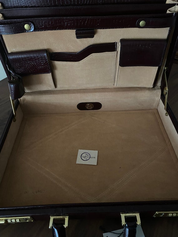 Franzen Leather 2100 Series Briefcase - image 4
