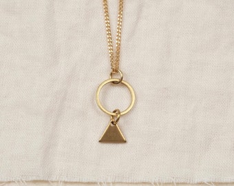 Triangle necklace gold, gift for girlfriend, boho necklace, geometric necklace, necklace, delicate jewelry, ROUND TRIANGLE