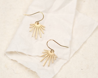Fan earrings, gold earrings, delicate earrings, filigree earrings, geometric earrings, star earrings, gift for her, FELI HOOKS
