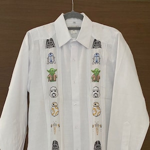 Star Wars Men Guayabera Cross Stitch Embroider | Guayabera de Lino hecha a mano.