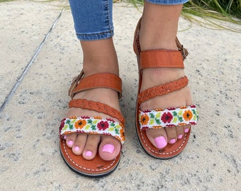 Mexikanische Perlen-Huaraches, Huarache de Chaquira, Ledersandalen