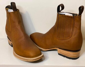 Mono Botas | Etsy