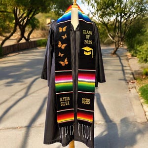 Étole de remise des diplômes personnalisée papillon en sarape mexicain brodée