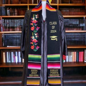 Étole de remise des diplômes mexicaine personnalisée brodée de fleurs/QUANTITÉ LIMITÉE