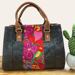 Mexican Embroidered Leather Purse
