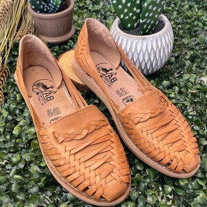 Sandalias Huarache de cuero hechas a mano - Bailarinas tejidas mexicanas imagen 3