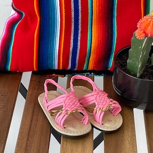 Girls Huarache Calentano