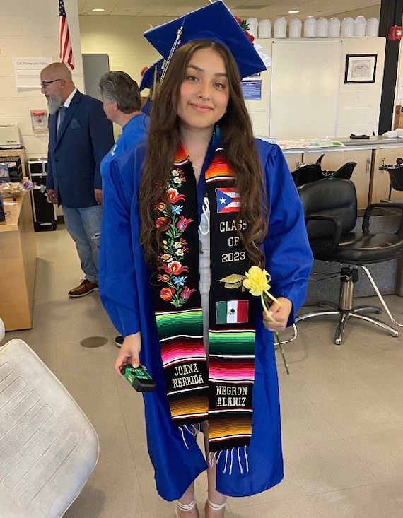 Floral Embroidered Personalized Mexican Graduation Stole/class of 2026 - Etsy Israel Floral Embroidered Personalized Mexican Graduation Stole/class of 2026 - Etsy Israel