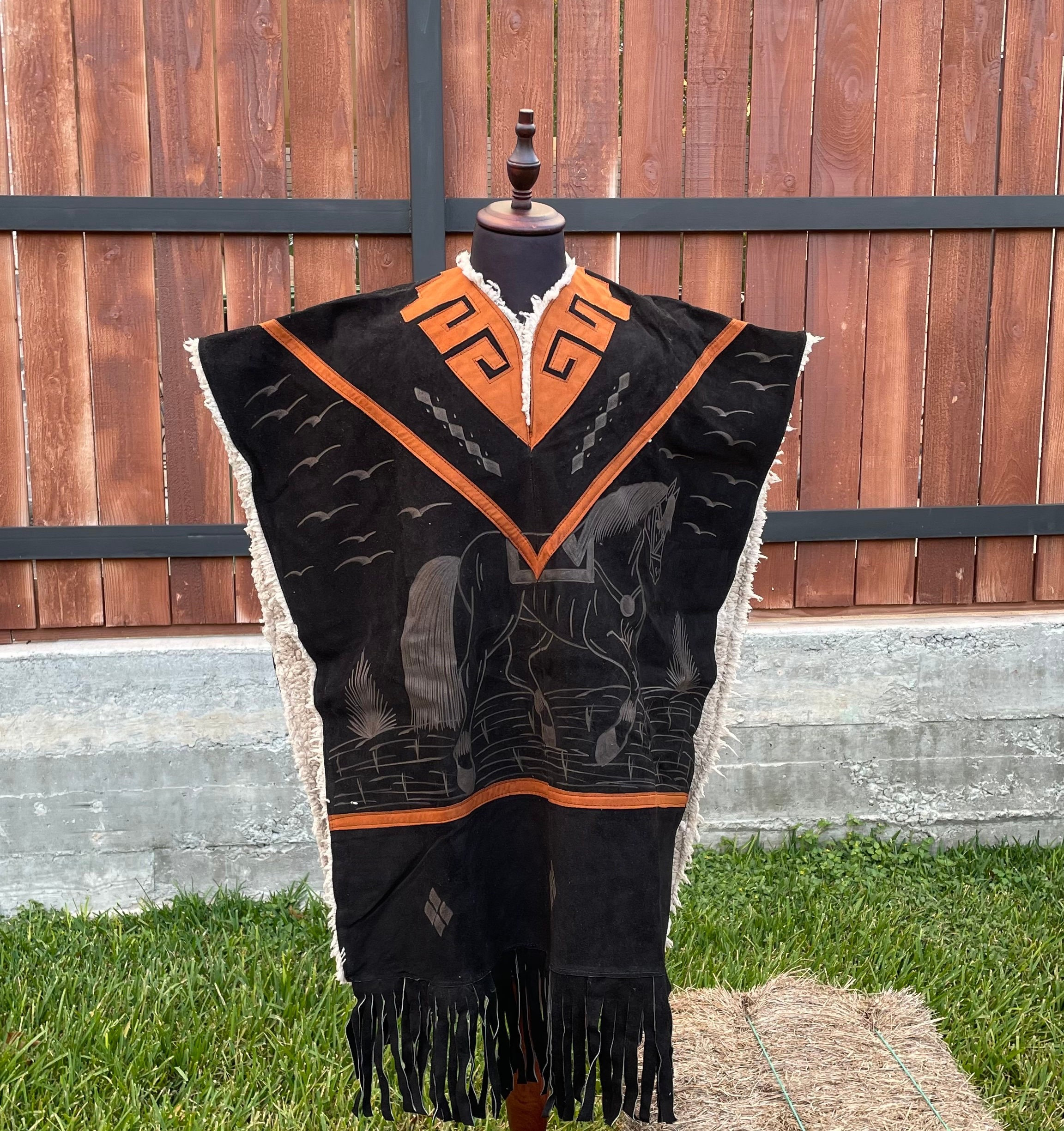 ジャケット・アウター vintage hand paint leather poncho Upcycled Frida Handmade Vintage Leather Poncho” Hand Painted