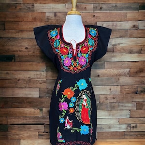 Robe mexicaine Notre-Dame de Guadalupe