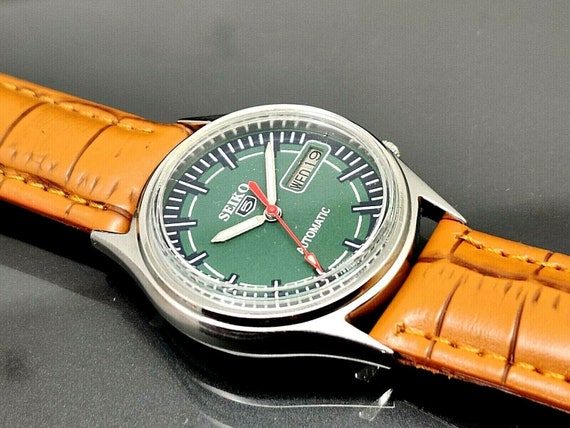 Seiko 5 Automatic Japan made Green dial Vintage wrist watch | Etsy