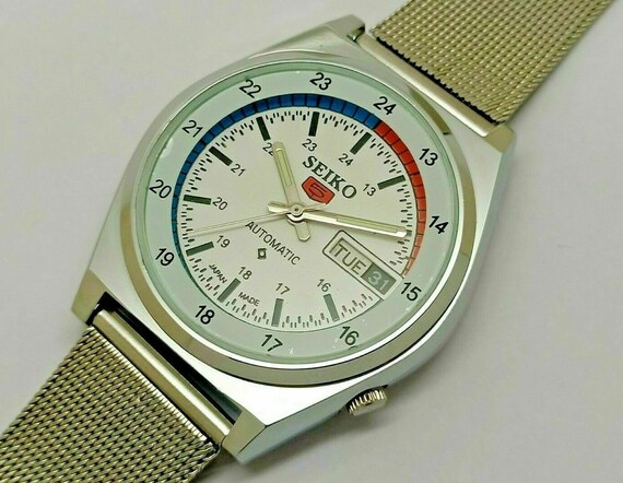Buy Seiko 5 Automatic Japan Made White Color Dial Vintage Watch Online in  India - Etsy