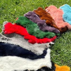 Pelliccia di coniglio glamour, Pelliccia di 12 colori diversi, Pelle di coniglio morbida, Pelliccia di coniglio lanciata, Foglio di coniglio, Pelle di coniglio marrone chiaro, Pelle di coniglio reale,
