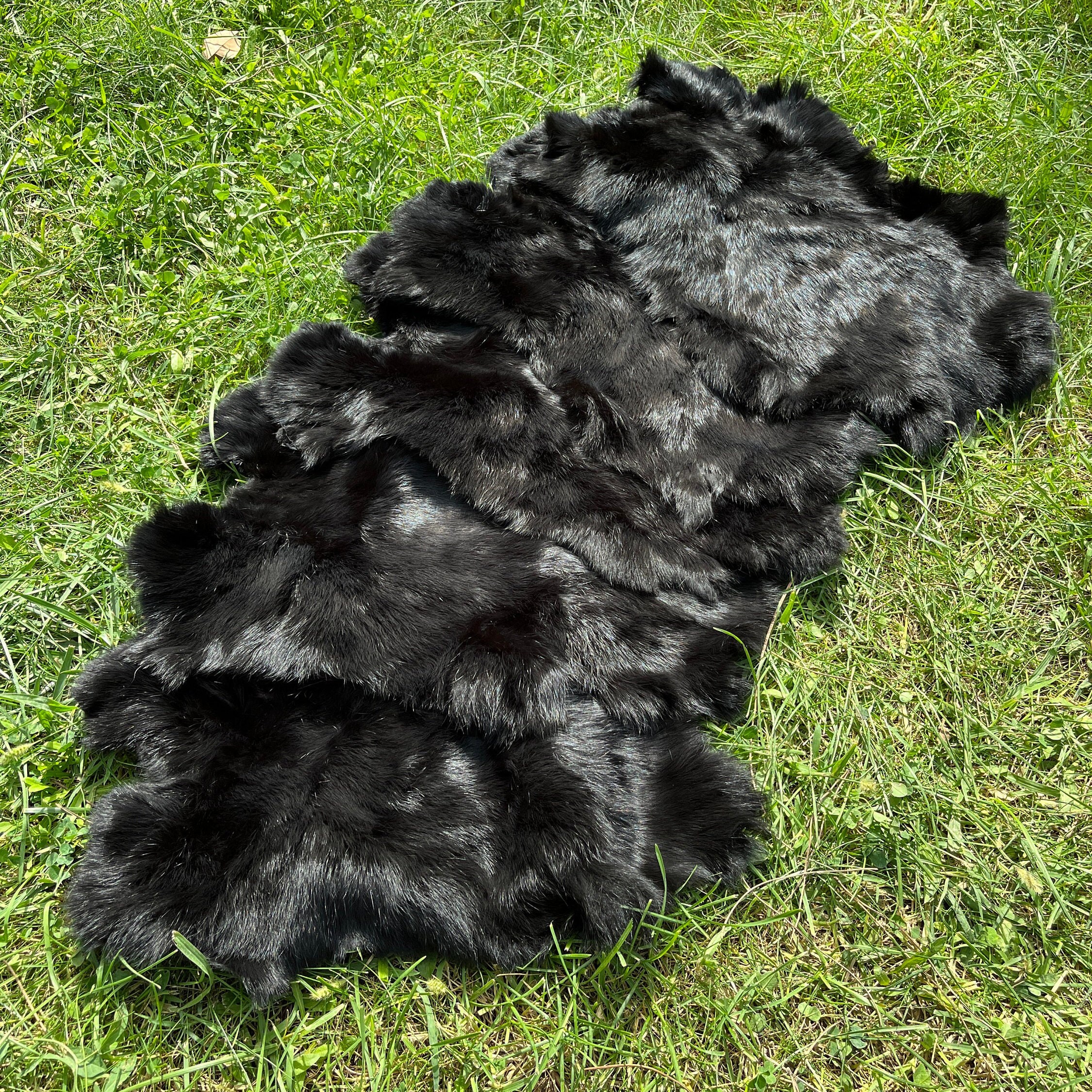 Natural Color Rabbit Fur Soft Bright Durable Rabbit Skin Brown White Genuine Real Color Rabbit Fur Rabbit Leather Throw Craft Grade Fur Pelt
