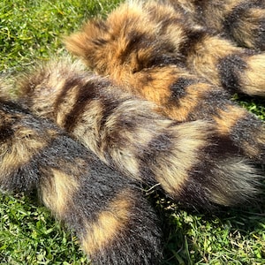 American Raccoon Tail, Natural Animal Tail, Genuine Raccoon Tail, Natural Color, Accessory Raccoon Tail, Fur Keychain, Raccoon Fur Tail