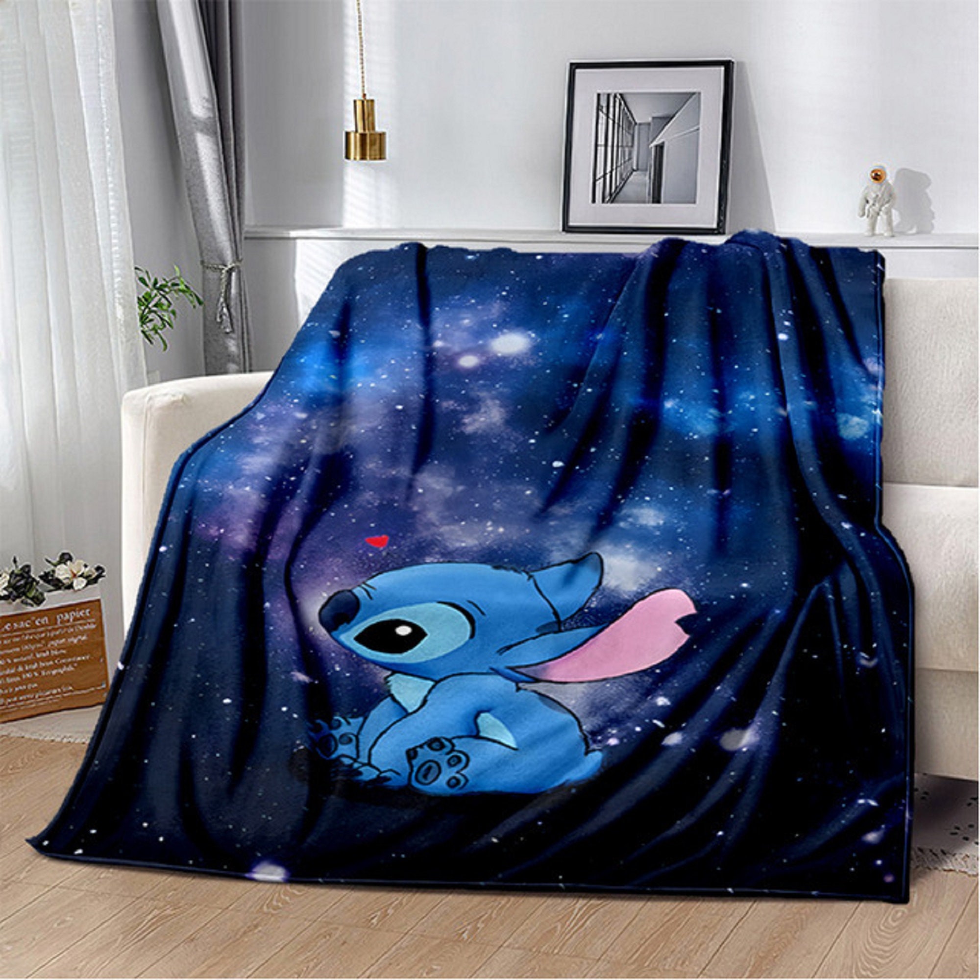 Disney Store Stitch Convertible Fleece Throw, Lilo And Stitch | lupon
