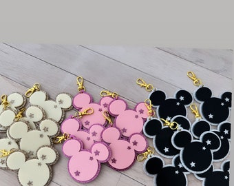 Disney keychain- glitter Mickey keychain- Mickey Mouse keychain